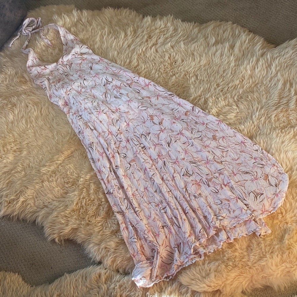 O'Neill Floral White and Pink Fabric